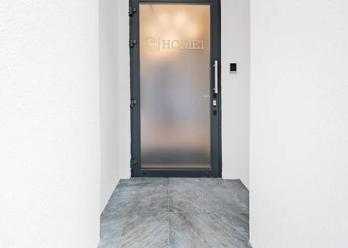 Hostel Home1 - Marguerite Boutique *